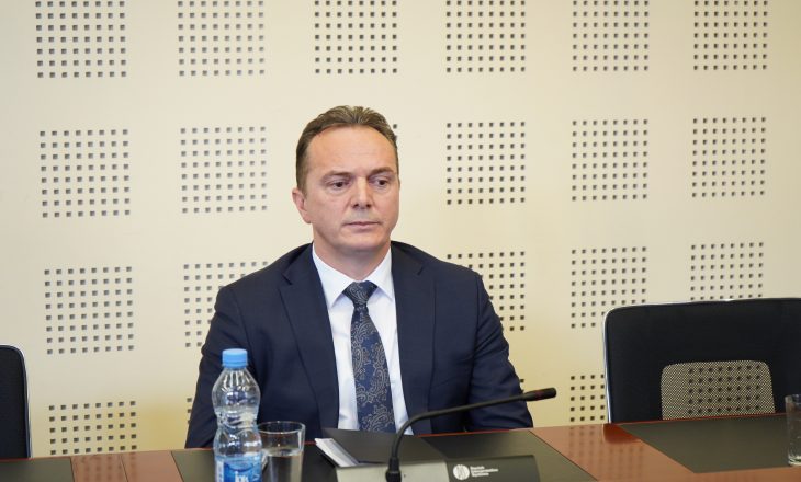 AKI-ja thotë s’është përgjegjëse se kë e emëron Thaçi këshilltar