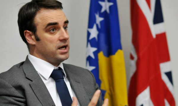 O’Connell i bën thirrje drejtësisë kosovare që të dënojë “peshqit e mëdhenjë”