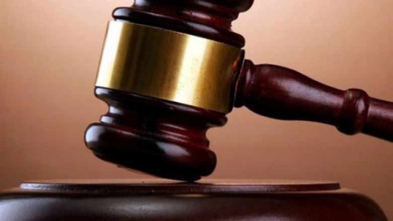 Dënohet me burgim me kusht për korrupsion ish-drejtori në Prizren, aktualisht zëvendësministër