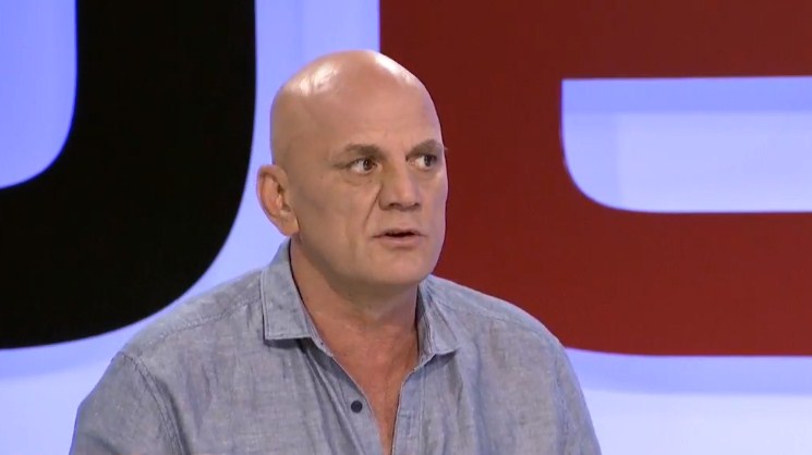 Gani Geci: Hashim Thaçi më luti t’i bashkohem PDK-së, por i thash më përpara shkoj me Sllavisha Petkoviçin