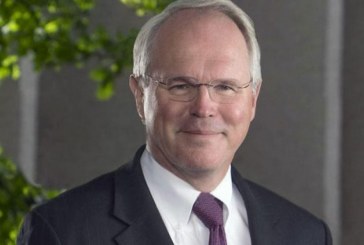 Christopher Hill rikujton se pesë vende të BE-së “kanë Kosovat e veta”, por ai e do Kosovën e pavarur