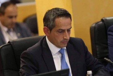 Ministri ende s’ka info për rrahjen e drejtorëve, por jep këtë garancë!