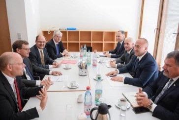 Haradinaj merr mbështetje nga Bundestagu gjerman