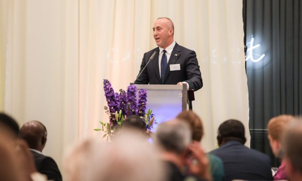 Kosovës i duhet mbështetja e Perëndimit për marrëveshjen me Serbinë, thotë Haradinaj në Berlin