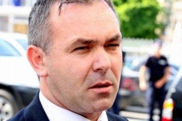 Edhe shtëpia e Rexhep Selimit po bastiset nga EULEX