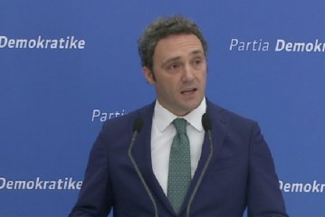 Ish-deputeti shqiptar arrestohet gjatë transmetimit live