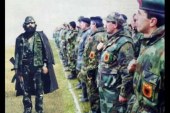 kush e çoi Adem Jasharin për t’u ushtruar në Shqipëri