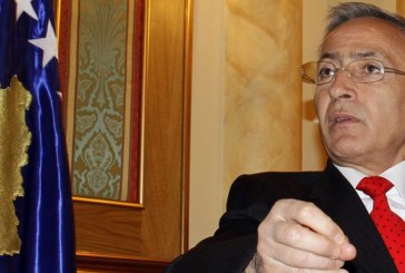Krasniqi i reagon Hotit pas deklaratave se nuk është pjesë e delegacionit të Veselit në SHBA