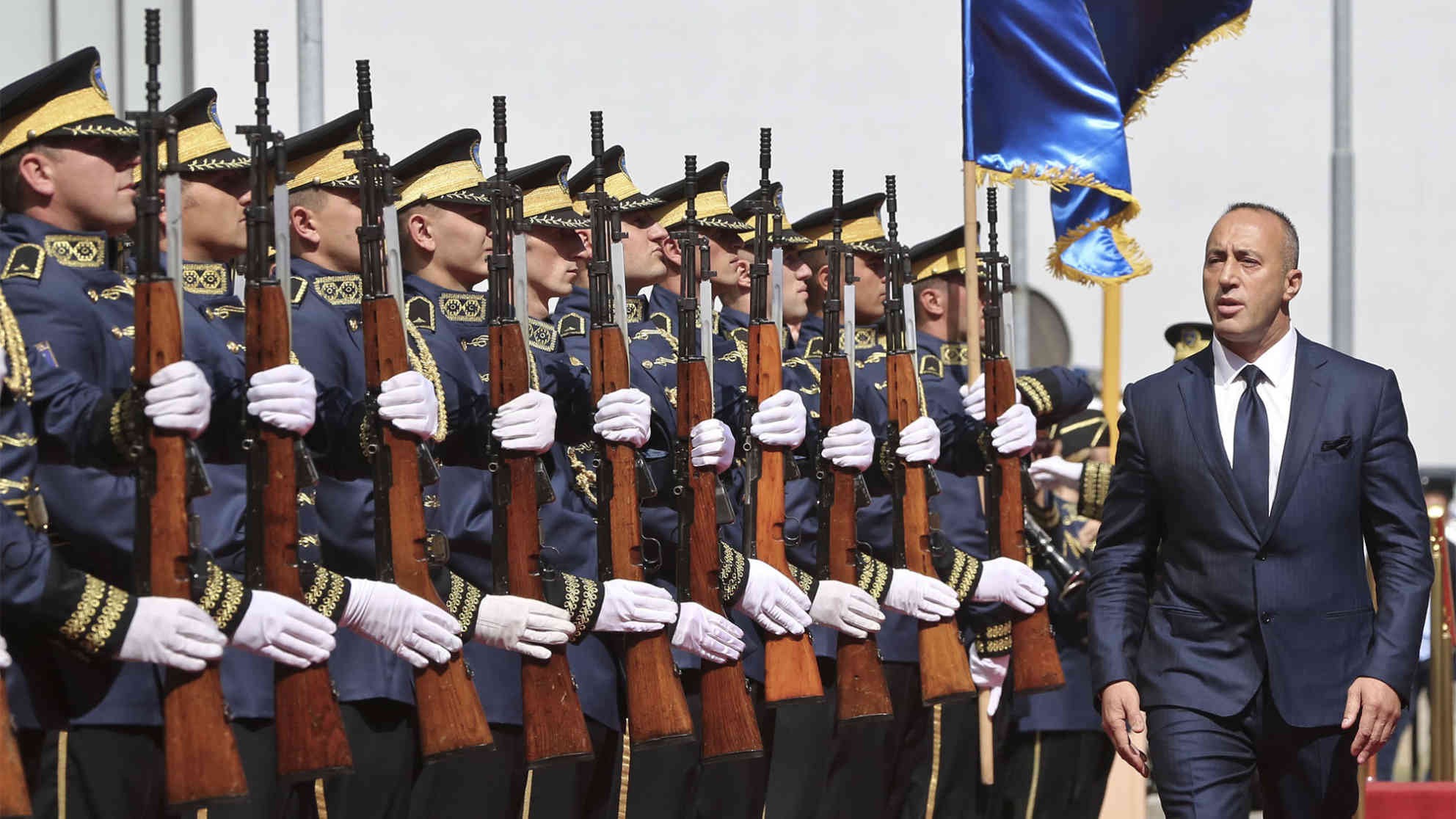 Pal Lekaj për Haradinajn: Kosovën e ke prapa, dalsh faqebardhë