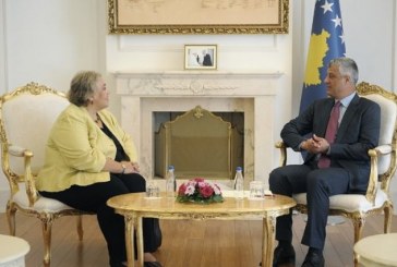 Thaçi pret në takim lamtumirës shefen e EULEX-it