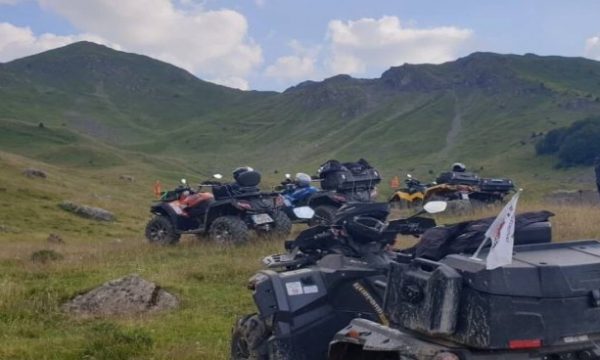 Policia e Kosovës mban ushtrime bashkë me kolegët nga Shqipëria dhe Mali i Zi