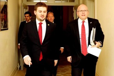 Cakaj-Reeker: SHBA-ja mbështet në mënyrë absolute hapjen e negociatave