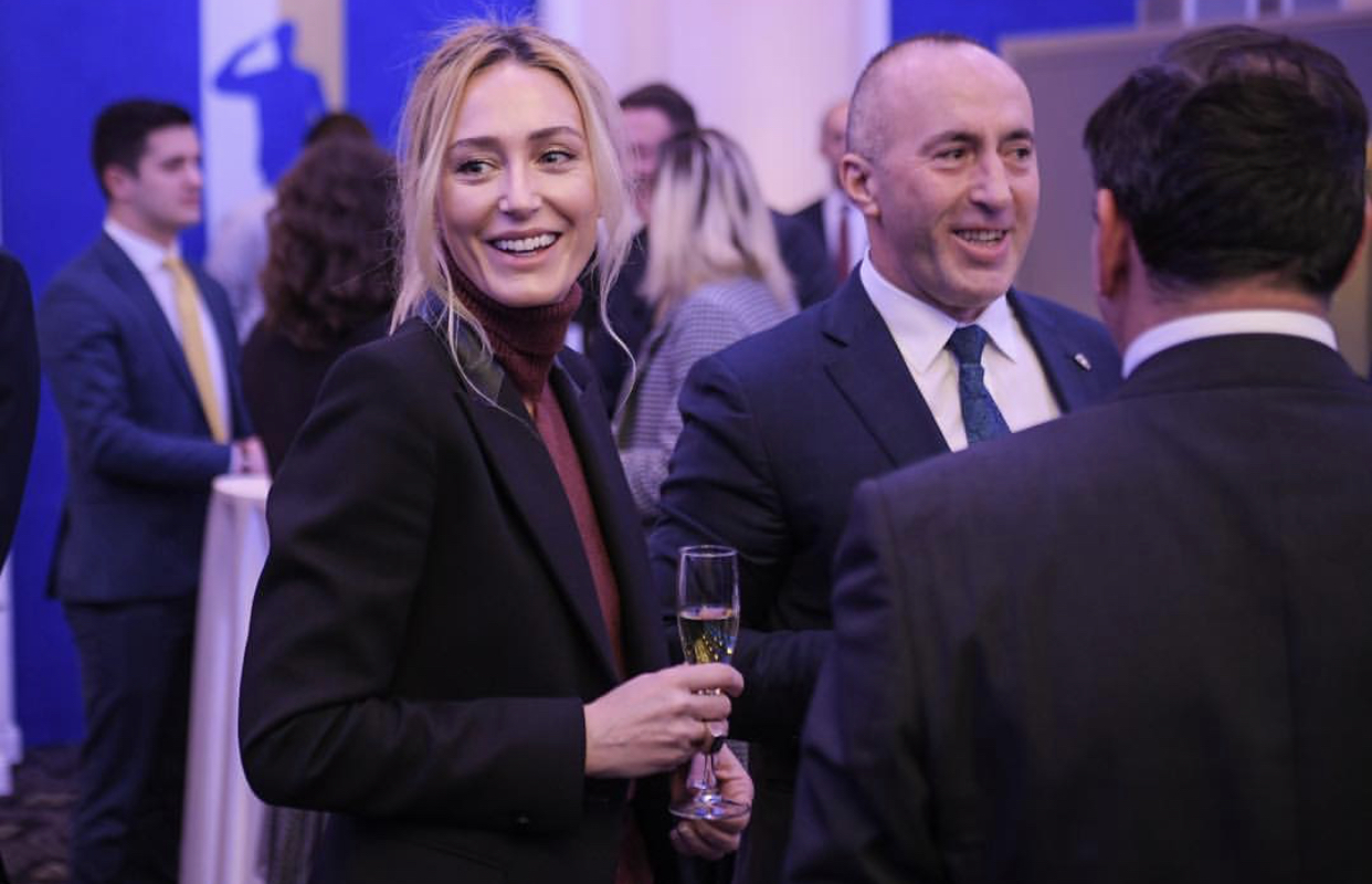 Anita Haradinaj fiton çmim në Londër, kryeministri gëzohet