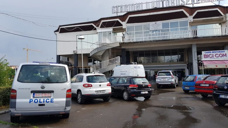 Këta janë 23 të arrestuarit për dallavere me patentë shoferë (EMRAT)