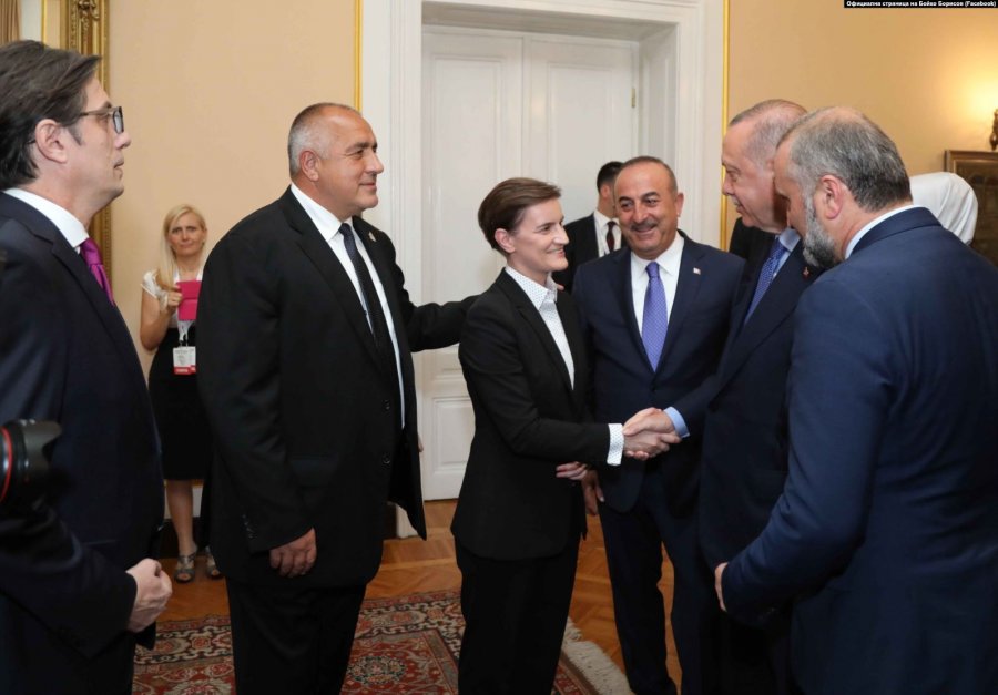 Sqarohen mosmarrëveshjet ndërmjet Bullgarisë dhe Serbisë për Kosovën