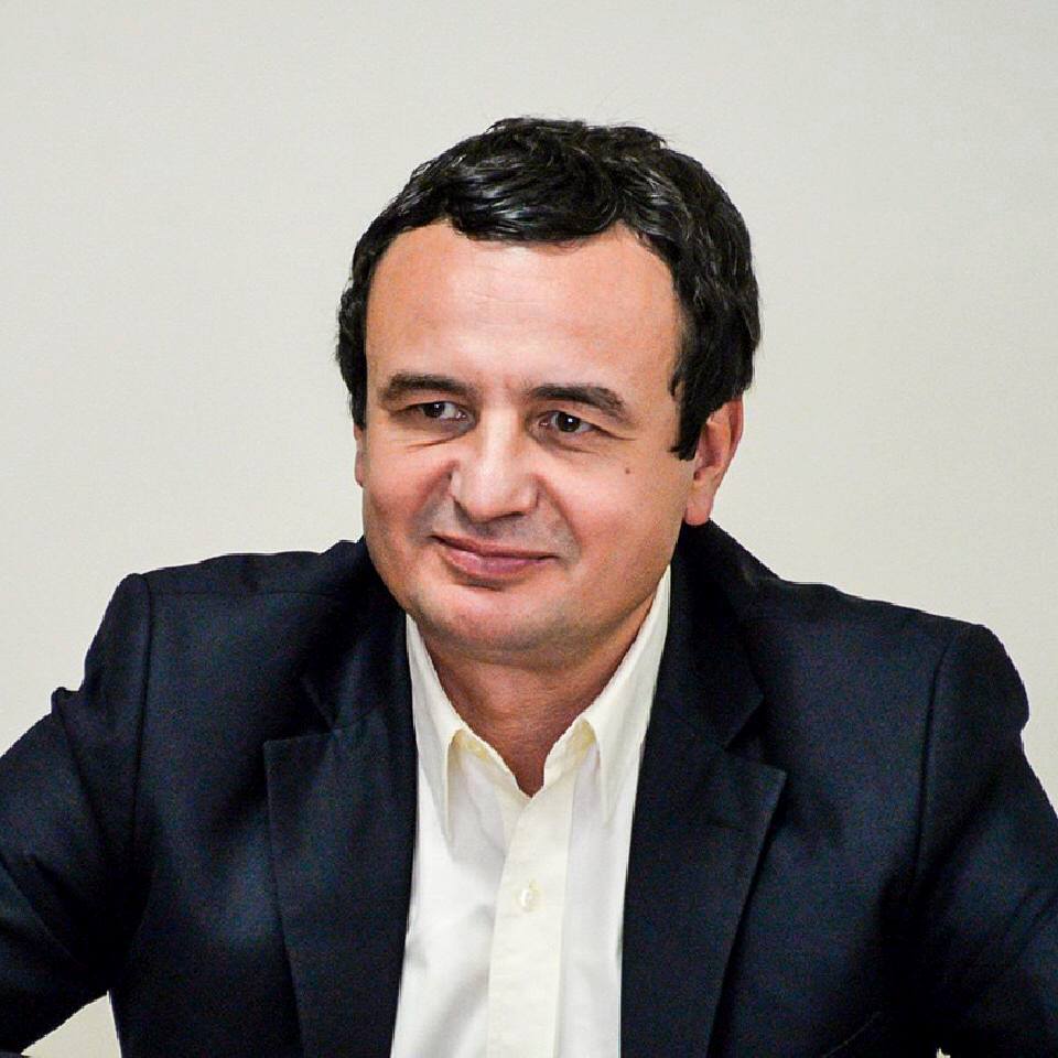 Albin Kurti akuzon Haradinajn: Moti është dashtë me dhanë dorëheqje