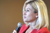 Mimoza Kusari: 20 vite mas lufte kurrë s’kemi qenë më keq, Haradinaj është fajtori