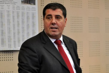 Lutfi Haziri: Tashmë PAN-i është zhag për toke, caktoni zgjedhjet sa më shpejt