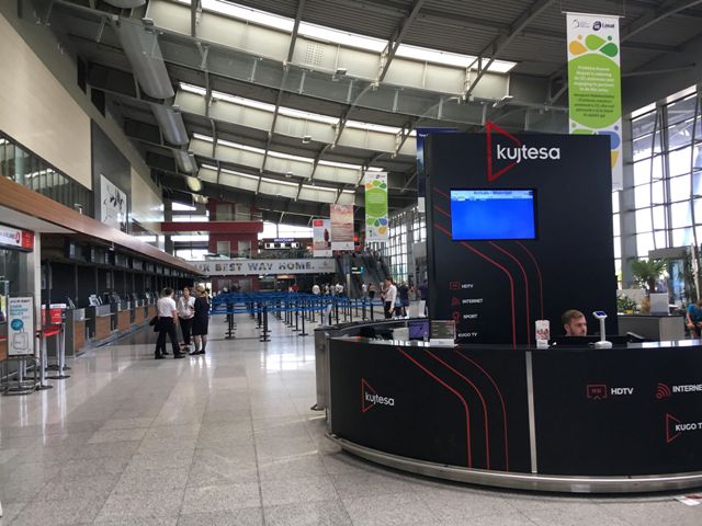 Aeroporti në bashkëpunim me kompaninë “Kujtesa” ofron internet falas për të gjithë udhëtarët