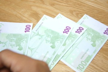Pejanët falsifikojnë para në fotokopje