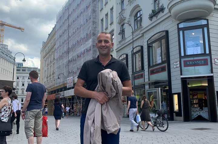 Thanë që e burgosen, por Daut trimi paraqitet nga Vjena