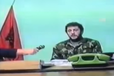 Vrasja e Azem Hajdarit/ Ja çfarë u kërkoi Fatmir Haklaj tropojanëve në vitin 1998 (Video)