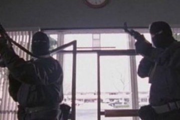 Grabitje në një pompë derivatesh në Gjakovë: Të armatosur bëjnë për spital punëtorin dhe vjedhin 435 euro