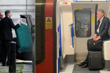 Shembull: Pasi dha dorëheqje, ministri britanik nuk u largua nga zyra me xhipa e sigurime por me tren
