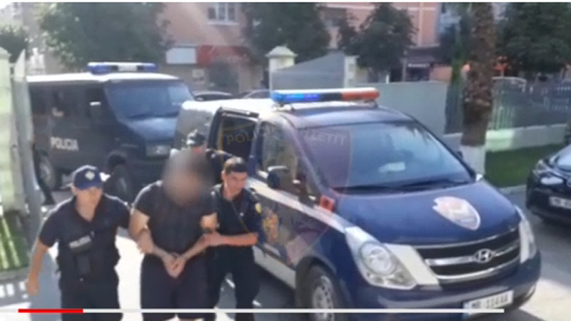 Policia e Sarandës arreston 7 persona, në mesin e tyre edhe dy rusë