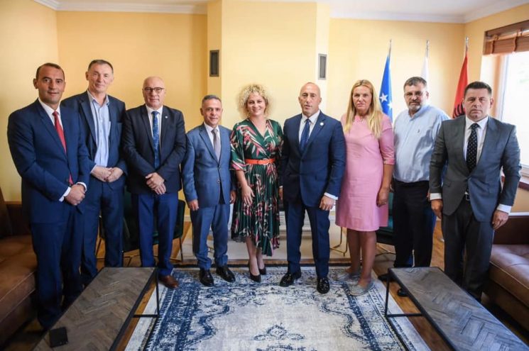 AAK me mesazh motivues para shpërndarjes së parlamentit