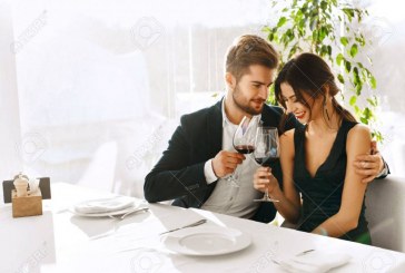 5 gjërat që një femër i vëren tek një mashkull në takimin e parë