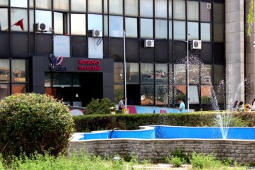 Telekomit i bllokohen të gjitha llogaritë shkaku i borxheve ndaj ATK-së
