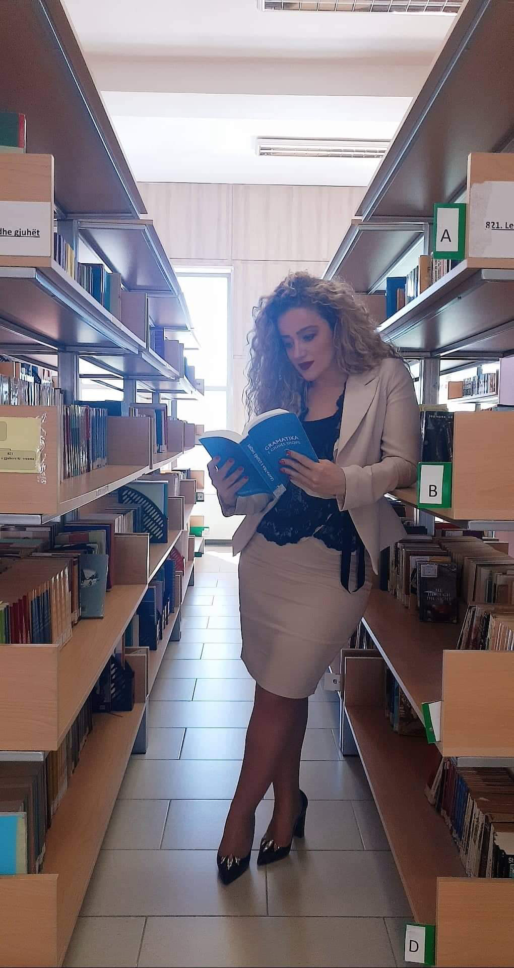 Helena Halilaj: Dashuroni dijen edhe pse nuk ju jep lumturi, ju jep sukses