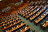 Ja sa vota i duhën një kandidati për t’u bërë deputet!