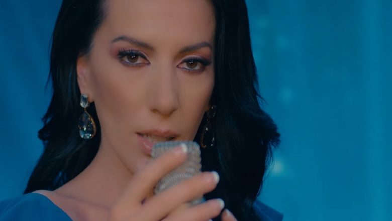 Rikthehet Leonora Poloska, publikon baladën e re “S’ishte fat”