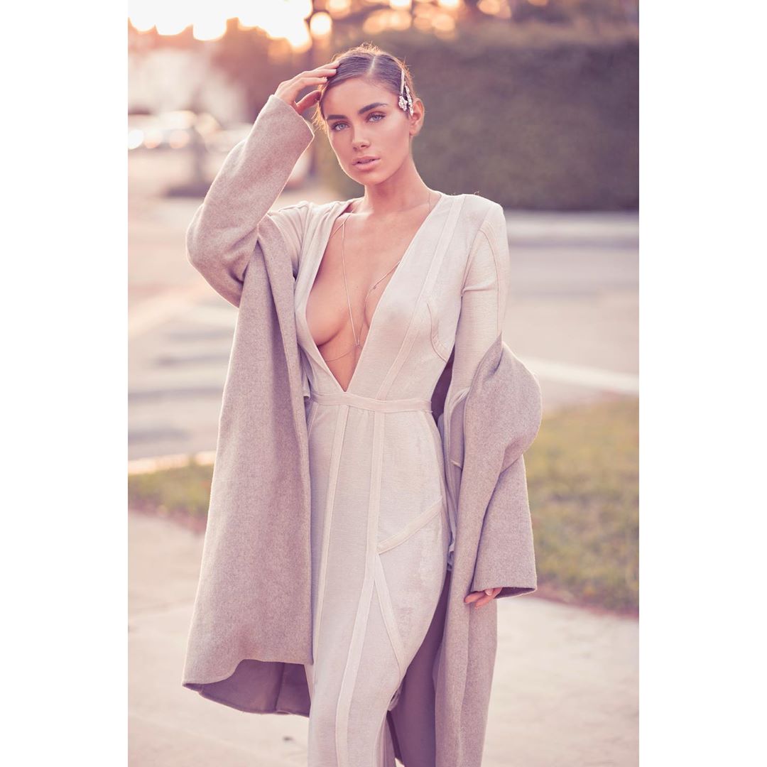 Lorena publikon foto komplet lakuriq
