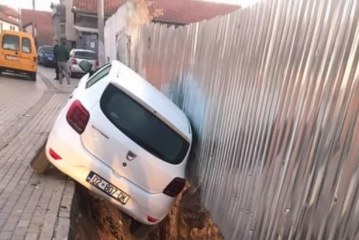 Prishtinë/ Banorët zgjohen në mëngjes, i gjejnë makinat në gropë
