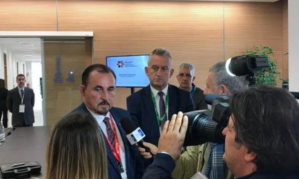 Ia përdori emrin në fushatë, Drejtori i Policisë e padit ish-Ministrin Mustafa, PZAP e dënon me 9 e 500 euro