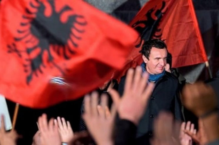 Zyrtarët e qeverisë serbe fillojnë sulmet ndaj Kurtit për shkak të qëndrimit rreth “Zajednicës”