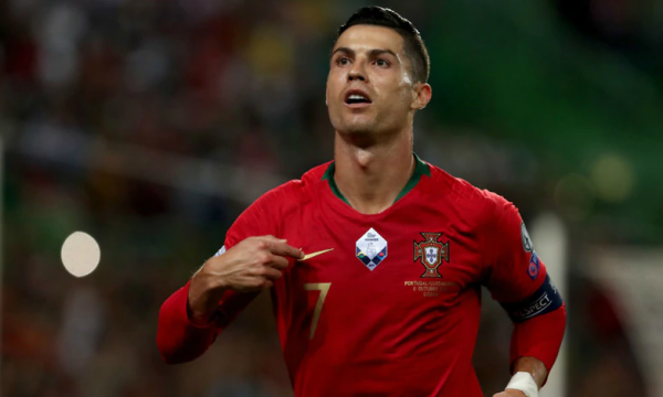 Cristiano Ronaldo kap shifrën e 700 golave në karrierë