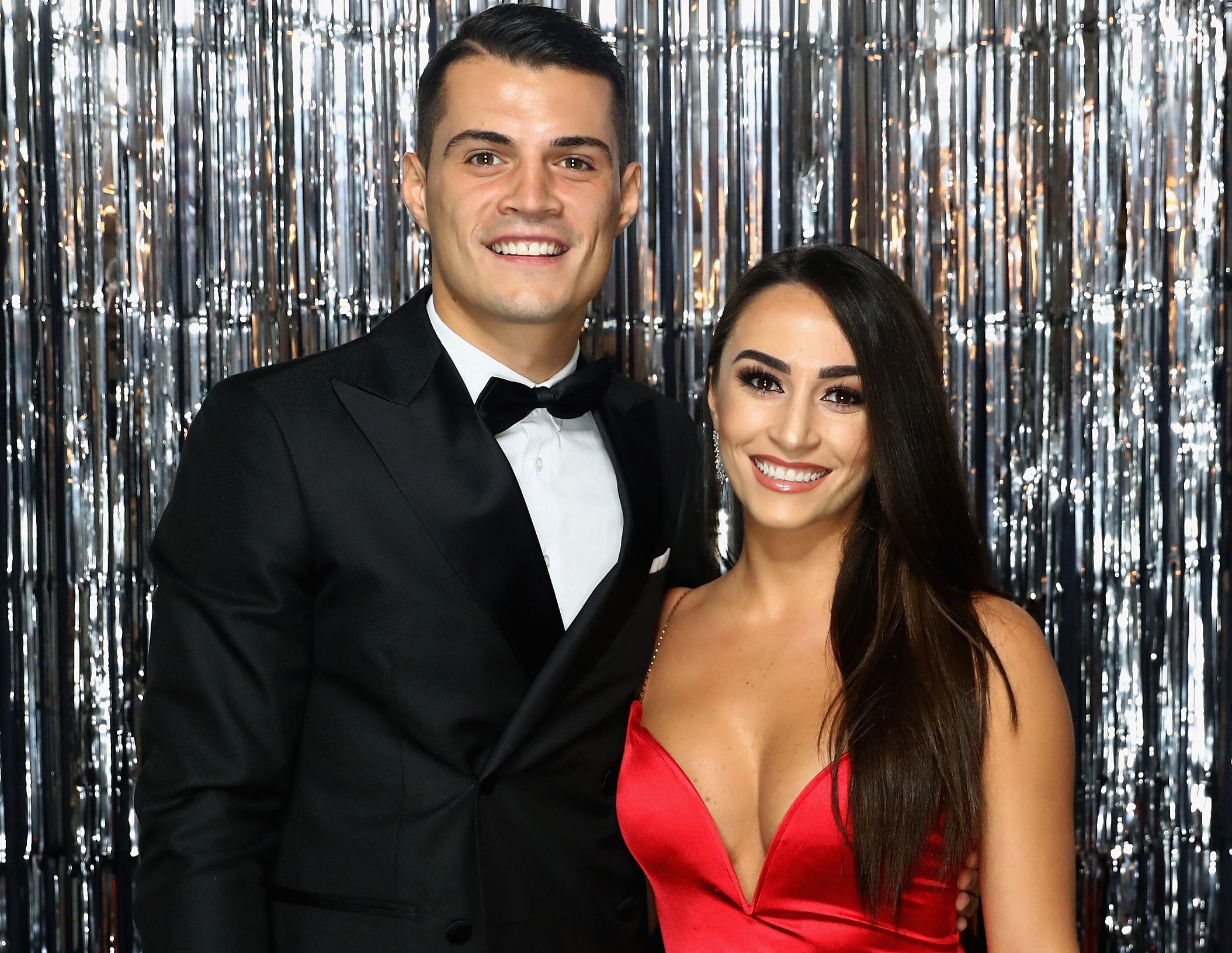 Granit Xhaka dedikim emocional për të bijën e sapolindur