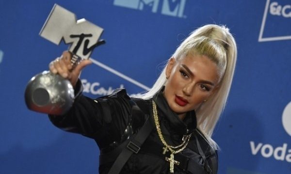 Loredana fiton çmim në MTV EMA 2019
