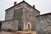 Fakte për lagjen Gacaferi në Junik: Prejardhja e popullsisë,vëllazëria dhe tregtia me metale