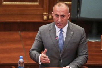 Haradinaj mohon se AAK’ja është parti rajonale, komenton paralajmërimin e Bekë Berishës për Albin Kurtin
