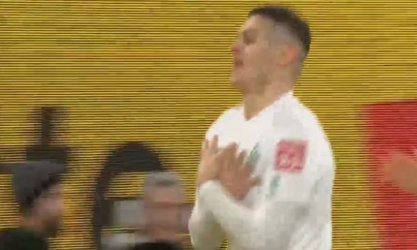 Rashica shënon dhe feston me shqiponjë në shenjë solidarizimi me viktimat në Shqipëri