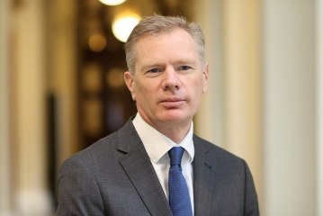 Arrestohet ambasadori i Anglisë në Tehran