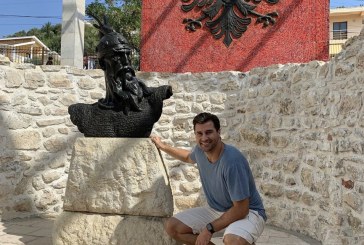 Ky është urimi i Lorik Canës për 12 vjetorin e Pavarësisë