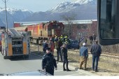 Aksident i rëndë, treni godet veturën në Pejë