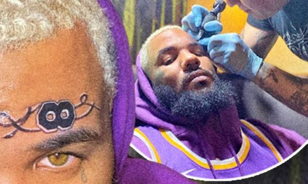 Reperi The Game e bën tatuazh në fytyrë numrin e fanellës së Kobet