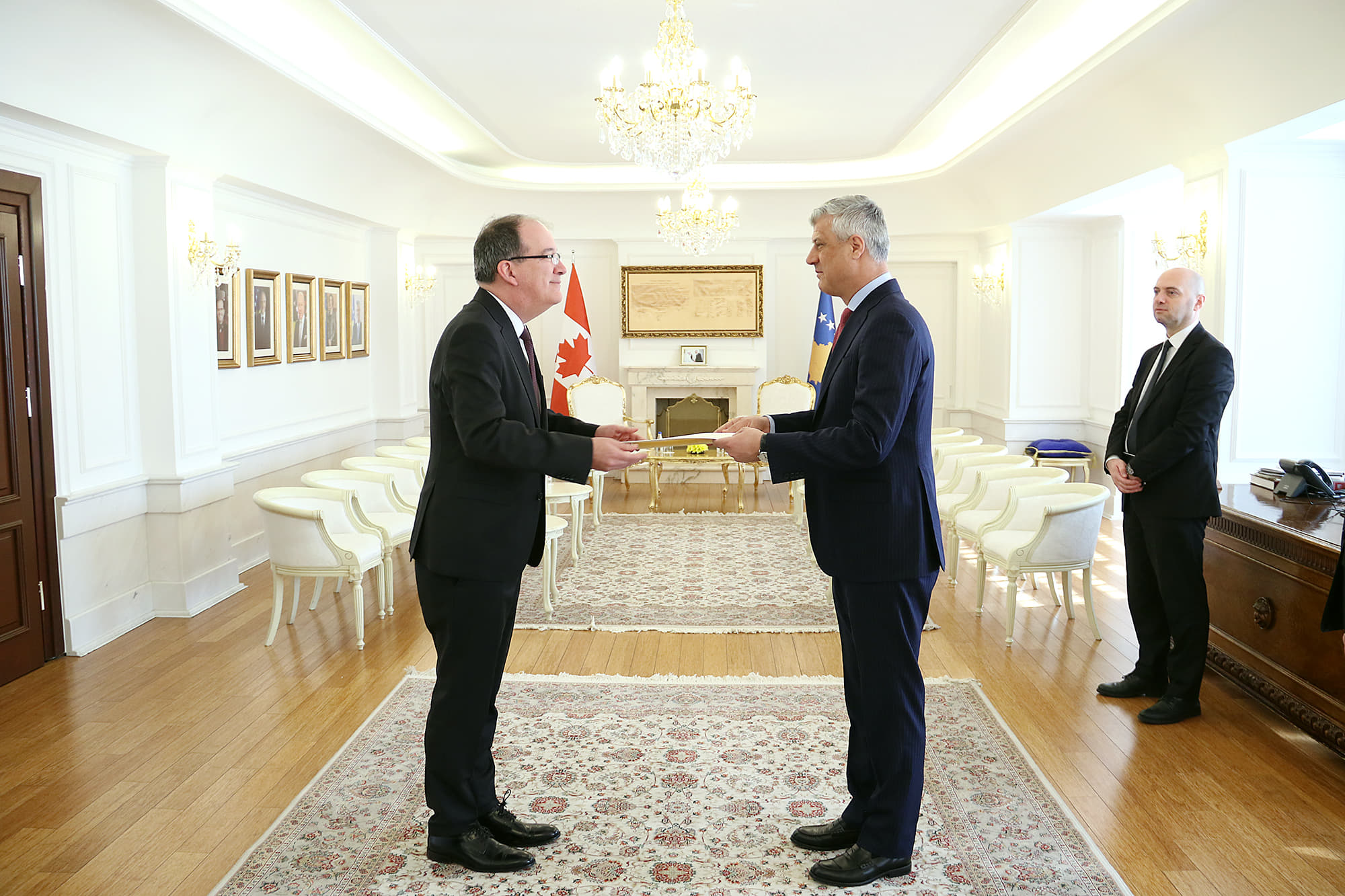 Presidenti Thaçi pranoi letrat kredenciale nga ambasadori i Kanadasë